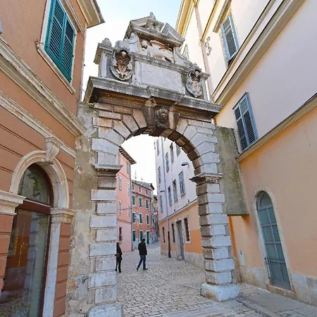 Fuer 4 Personen Ca 33 Qm In Rovinj, Istrien Istrische Riviera Apartment