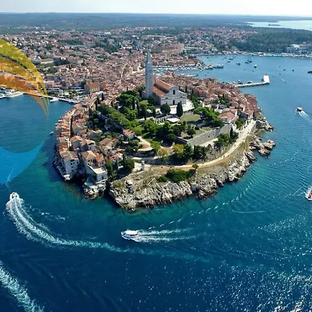 Fuer 4 Personen Ca 33 Qm In Rovinj, Istrien Istrische Riviera Apartment *